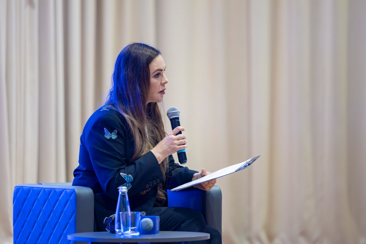 Телеведущая Екатерина Андреева выступила в Нарьян-Маре Телеведущая Екатерина Андреева выступила в Нарьян-Маре