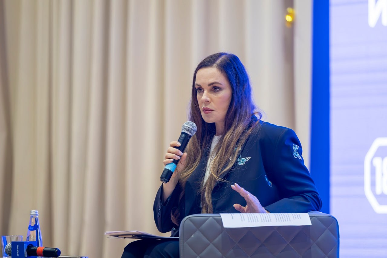 Телеведущая Екатерина Андреева выступила в Нарьян-Маре Телеведущая Екатерина Андреева выступила в Нарьян-Маре