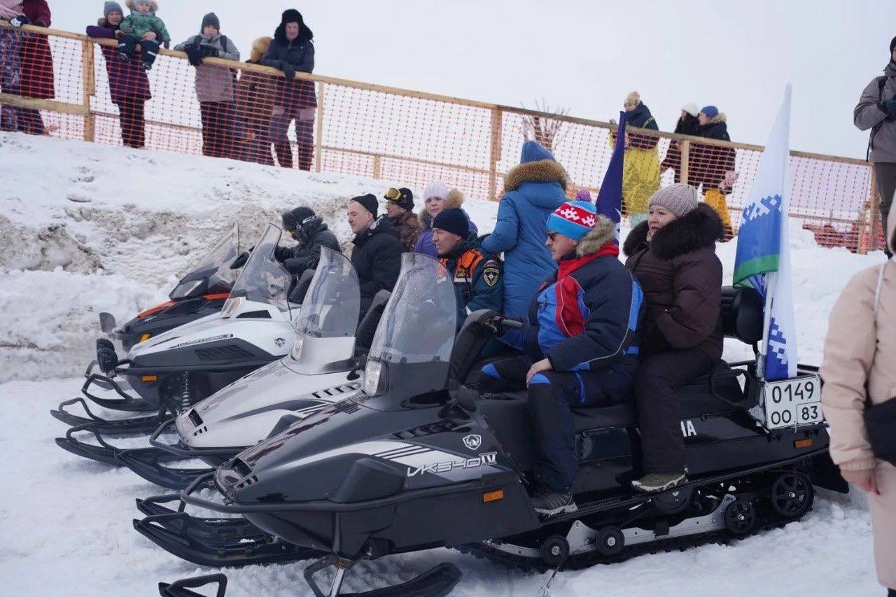 Ирина Гехт пожелала удачи гонщикам Ирина Гехт пожелала удачи гонщикам