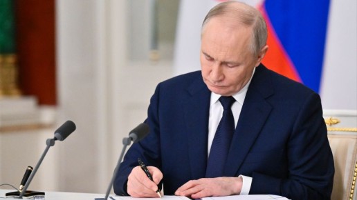 Президент подписал указ о помиловании 23 женщин с детьми