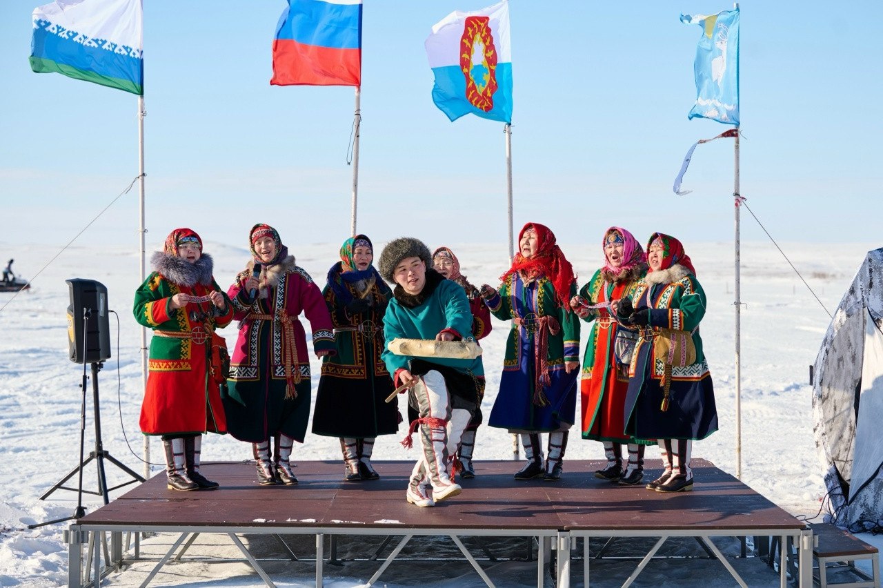 В Нельмином Носе отметили ненецкий праздник весны В Нельмином Носе отметили ненецкий праздник весны