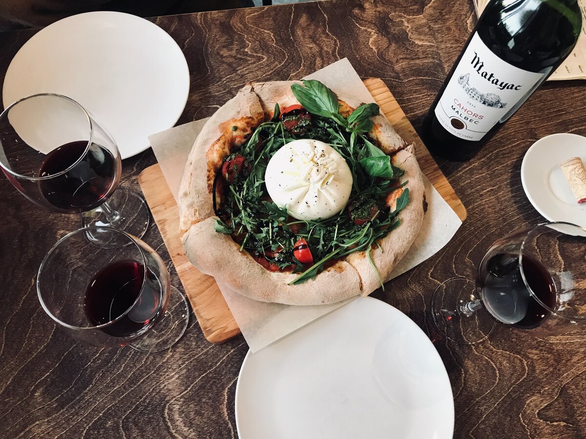 Искусство сочетания вина и еды: полезные советы