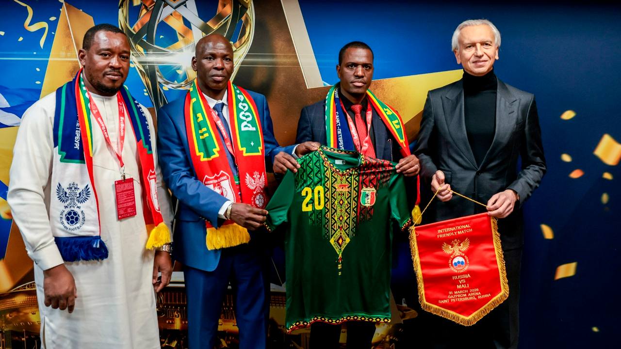 Товарищеский матч сборных России и Мали завершился ничьей Товарищеский матч сборных России и Мали завершился ничьей