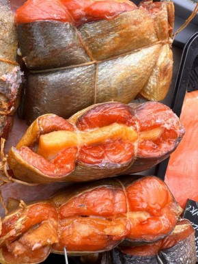 Сочный рулетик из Кеты и Масляной