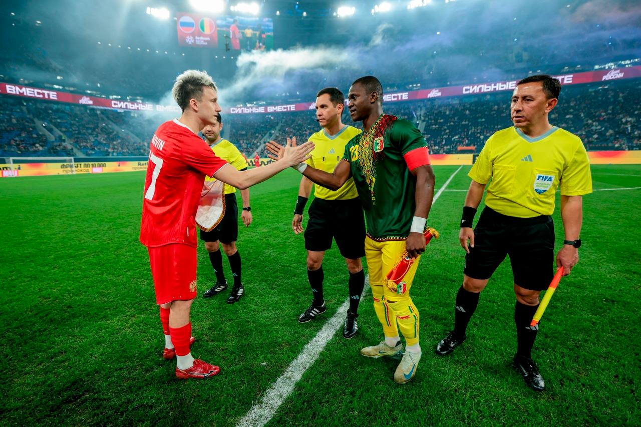 Товарищеский матч сборных России и Мали завершился ничьей Товарищеский матч сборных России и Мали завершился ничьей