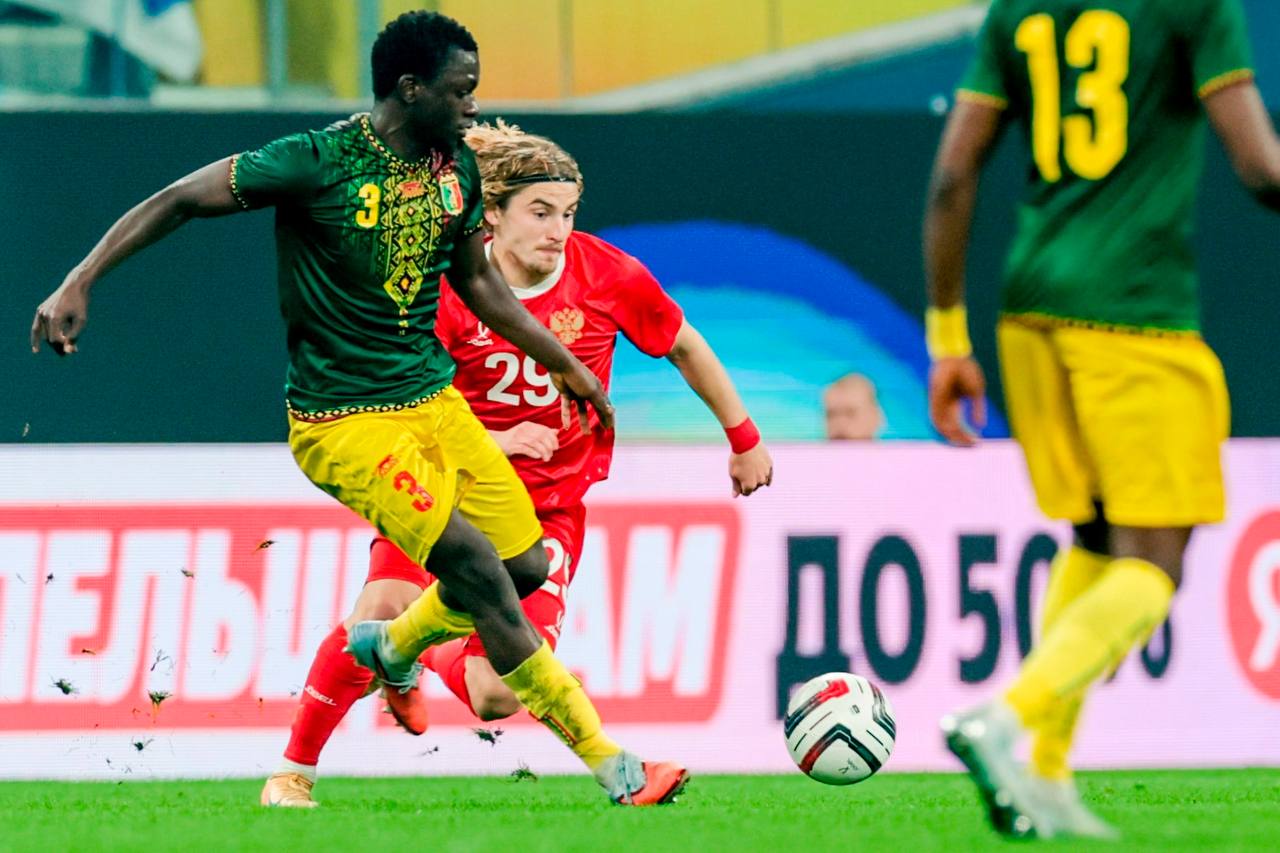 Товарищеский матч сборных России и Мали завершился ничьей Товарищеский матч сборных России и Мали завершился ничьей