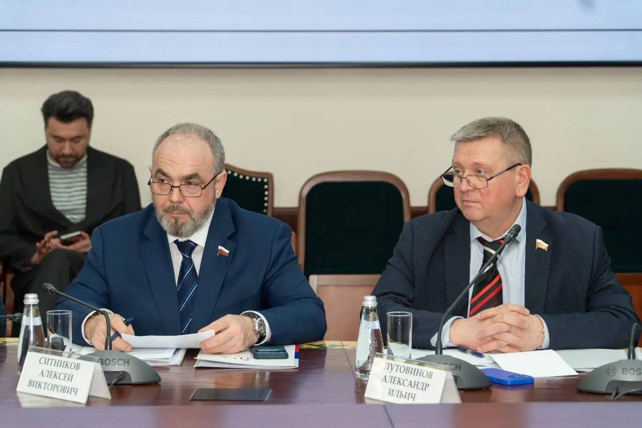 Ирина Гехт: Сегодня провели выездное совещание Комитета Совета Федерации по федеративному устройству, региональной политике, местному самоуправлению и делам Севера Ирина Гехт: Сегодня провели выездное совещание Комитета Совета Федерации по федеративному устройству, региональной политике, местному самоуправлению и делам Севера