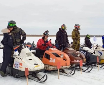 Ирина Гехт: В 2005 году житель Каменки Василий Елисеевич Рочев организовал первый снегоходный кросс