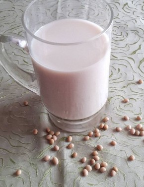 Как приготовить соевое молоко дома: простой рецепт для веганов