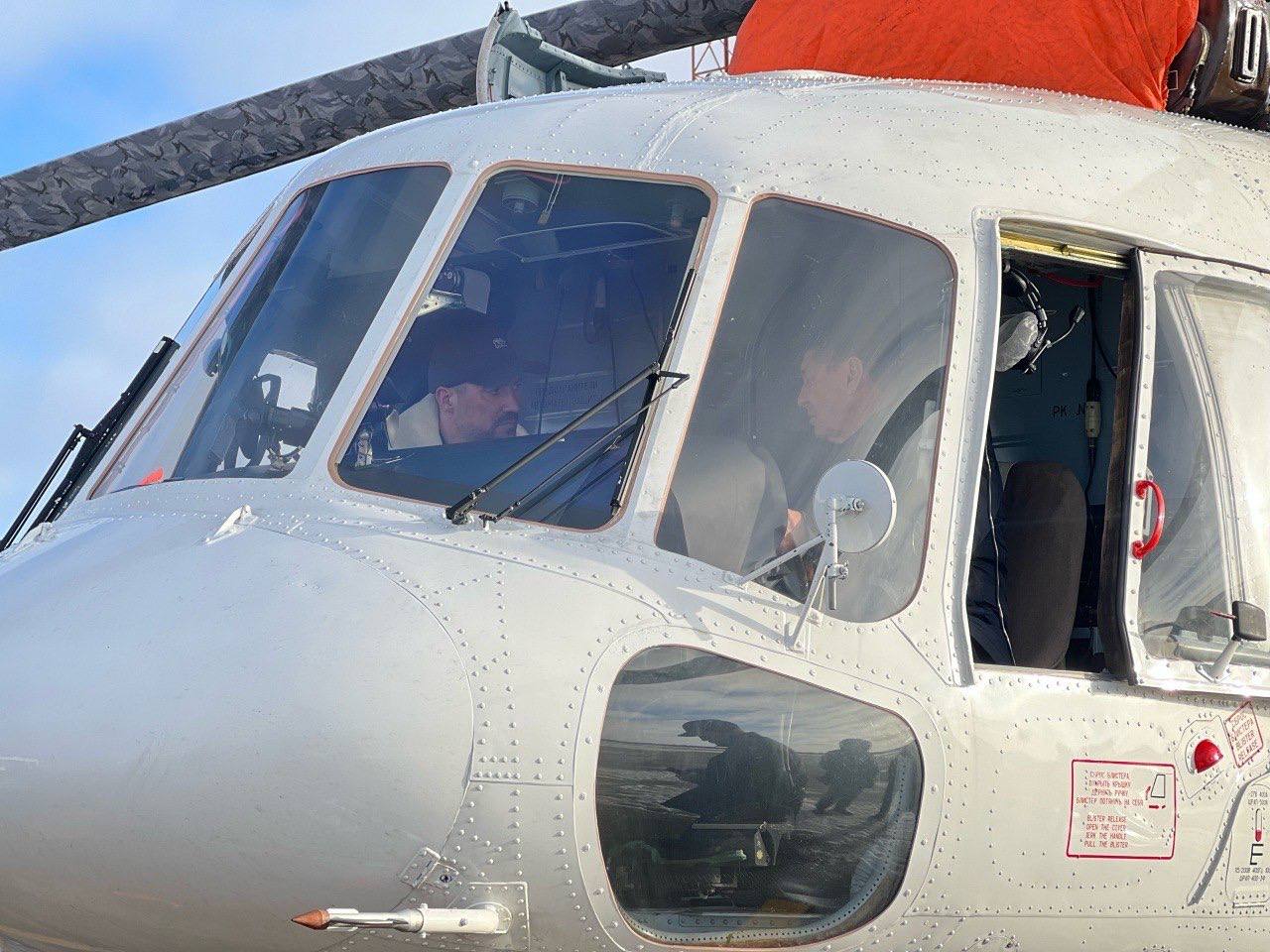 Сенаторы ознакомились с работой АО «Нарьян-Марский объединённый авиаотряд» Сенаторы ознакомились с работой АО «Нарьян-Марский объединённый авиаотряд»