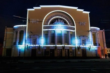 Зачем ехать в Ярославль: первый русский театр, набережная и Кремль-монастырь