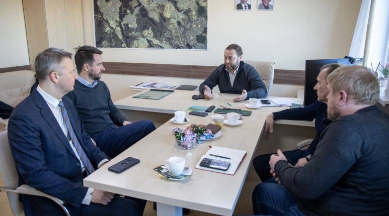 Депутаты Архангельской городской думы изучили опыт Нарьян-Мара в сфере ЖКХ Депутаты Архангельской городской думы изучили опыт Нарьян-Мара в сфере ЖКХ