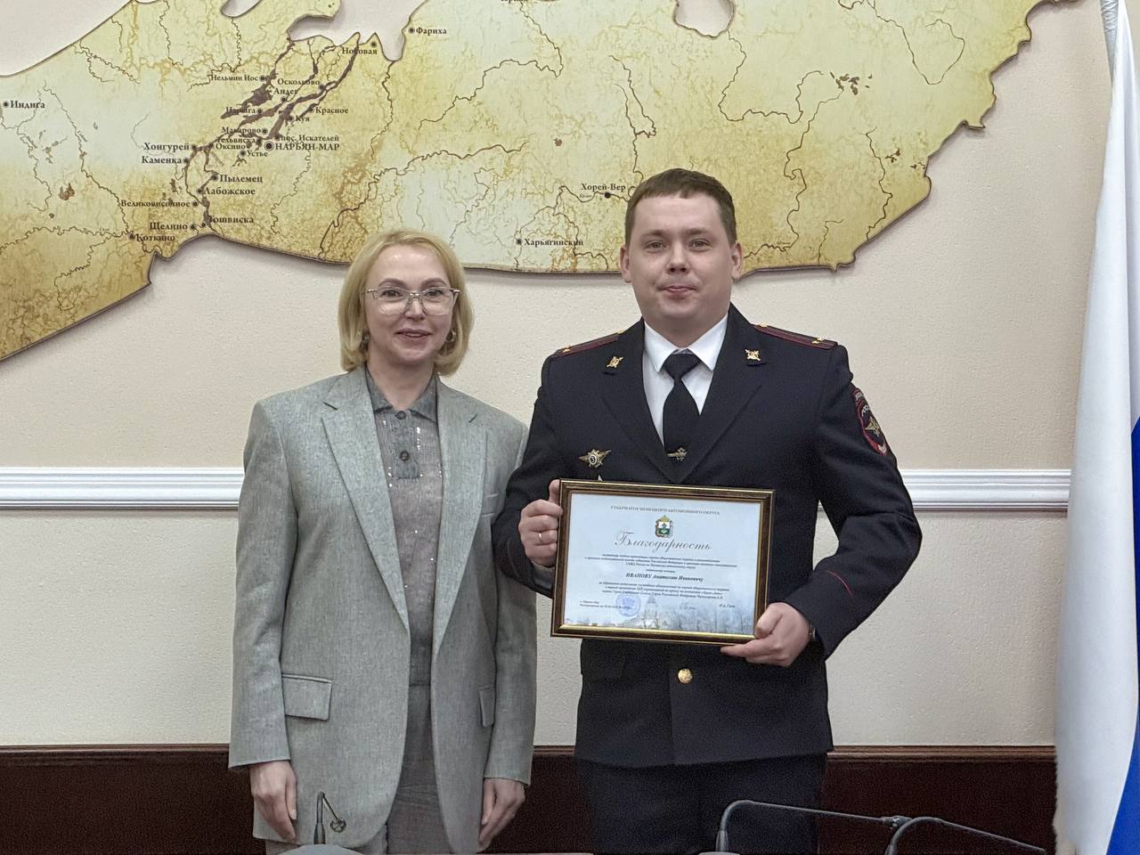 Ирина Гехт вручила награды организаторам «Буран-Дня» Ирина Гехт вручила награды организаторам «Буран-Дня»