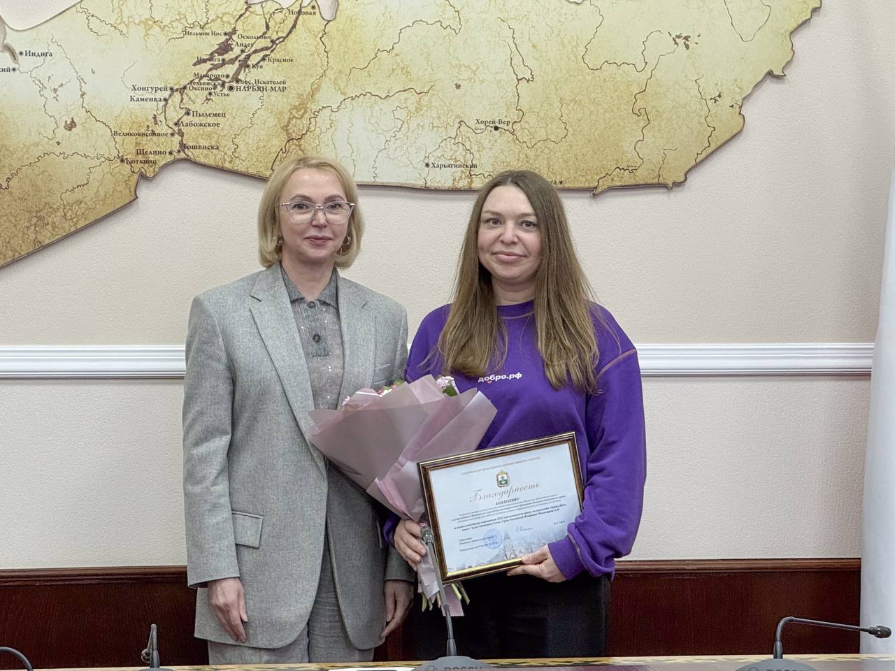 Ирина Гехт вручила награды организаторам «Буран-Дня» Ирина Гехт вручила награды организаторам «Буран-Дня»