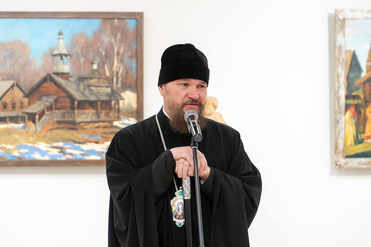 В выставочном зале ДК «Арктика» открылась выставка «Север Православный» В выставочном зале ДК «Арктика» открылась выставка «Север Православный»