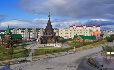 Чтобы понять глупость, или наоборот, "умность" той или иной политической позиции, управленческого решения, или путей дальнейшего развития страны, достаточно оценить интеллект людей, которые вокруг них группируются