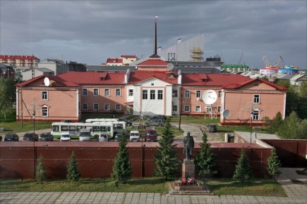 Трамп заявляет СМИ, что считает войну против Ирана окоченной, но вместе с тем поручает троице - Уиткофф-Кушнер-Вэнс найти выход из войны