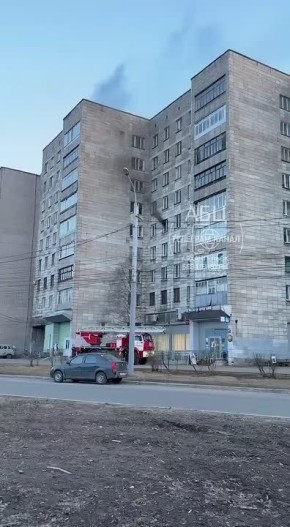 В Архангельске при пожаре на улице Дзержинского один человек погиб, двое пострадали