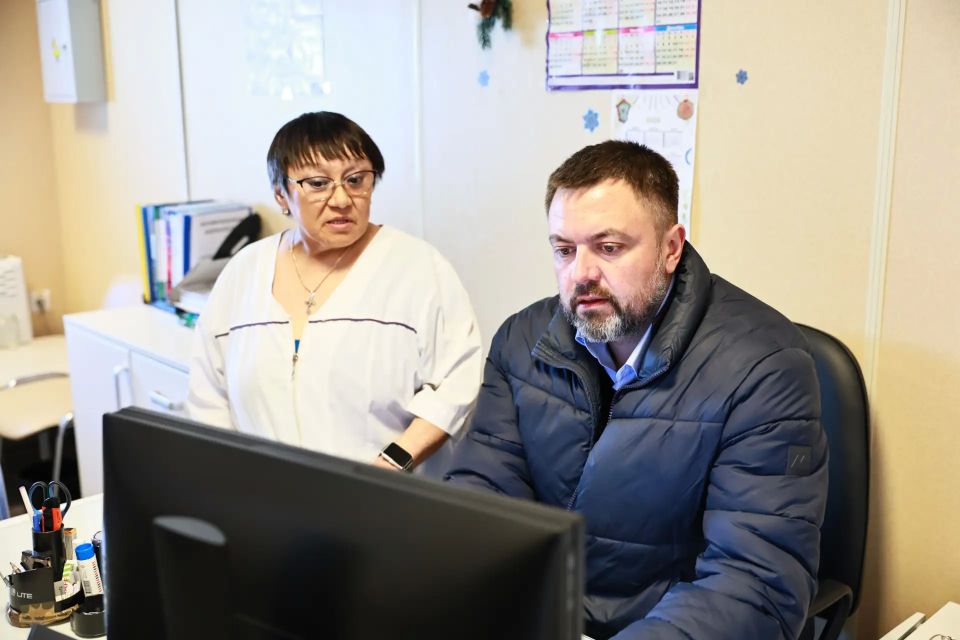 Губернатор НАО Ирина Гехт с рабочей поездкой посетила Амдерму и Варнек Губернатор НАО Ирина Гехт с рабочей поездкой посетила Амдерму и Варнек