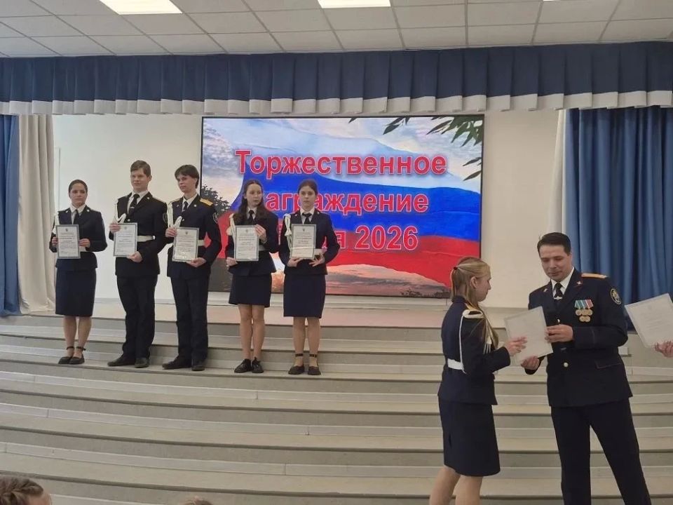 Помощник руководителя следственного управления СК России по Архангельской области и Ненецкому автономному округу встретился с учащимися профильного кадетского класса Помощник руководителя следственного управления СК России по Архангельской области и Ненецкому автономному округу встретился с учащимися профильного кадетского класса