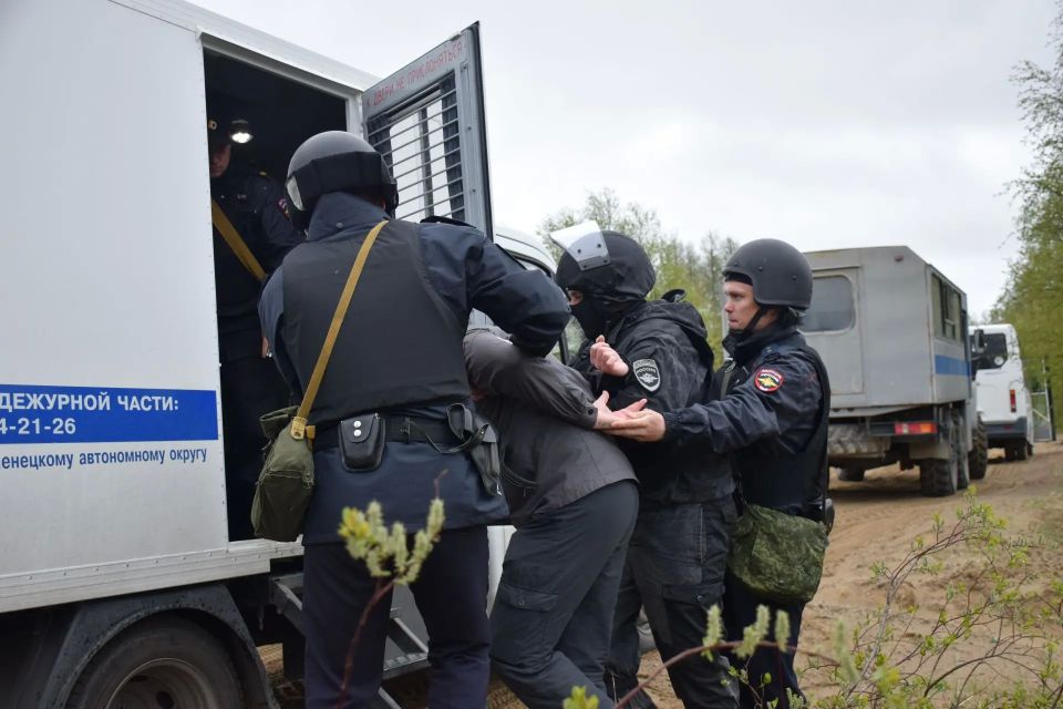 В НАО проведена плановая антитеррористическая тренировка В НАО проведена плановая антитеррористическая тренировка