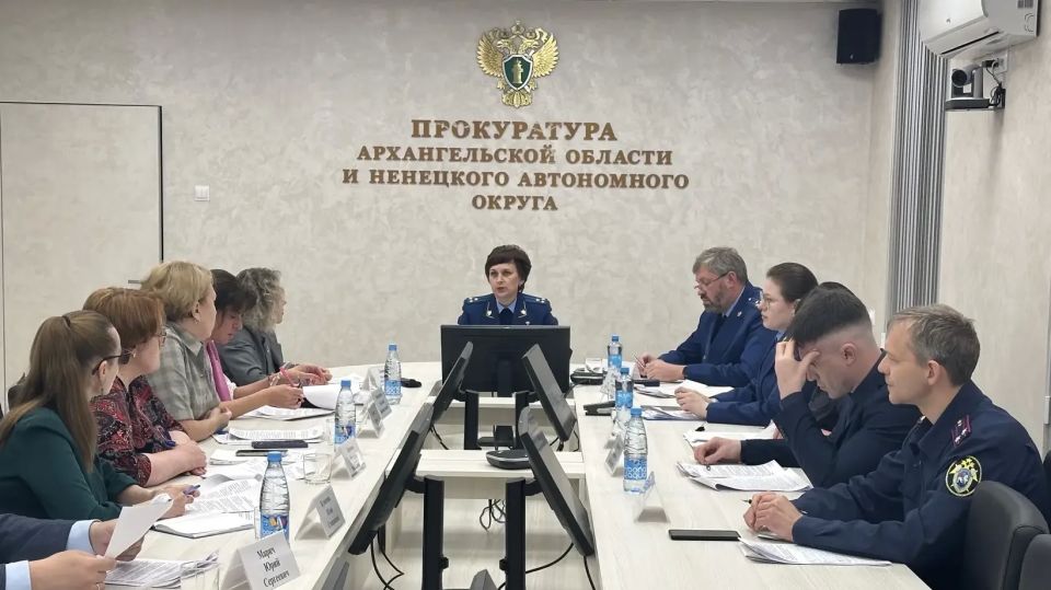 Представитель следственного управления принял участие в заседании межведомственной рабочей группы по вопросам предупреждения подростковой преступности и защиты прав детей
