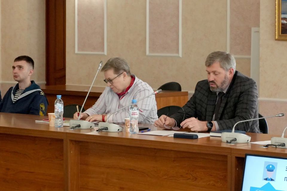 В Северном (Арктическом) федеральном университете имени М.В. Ломоносова состоялся ежегодный круглый стол «Терроризм и экстремизм: что нужно знать, чтобы обезопасить себя и близких?» В Северном (Арктическом) федеральном университете имени М.В. Ломоносова состоялся ежегодный круглый стол «Терроризм и экстремизм: что нужно знать, чтобы обезопасить себя и близких?»