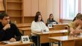 Более 500 девятиклассников округа сдают экзамен по русскому языку
