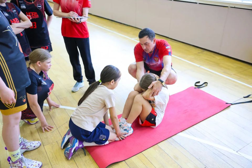 В НАО продолжают работать летние площадки для детей В НАО продолжают работать летние площадки для детей
