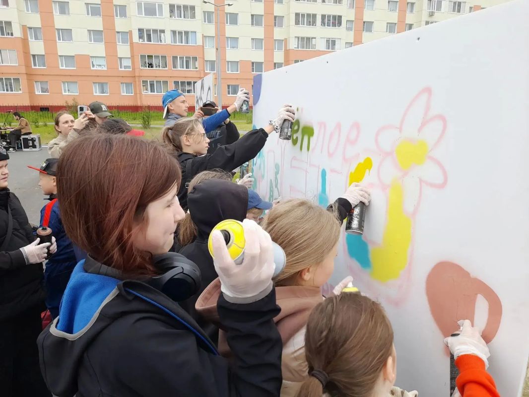 Ирина Гехт: Городской фестиваль «Теплое лето в Нарьян-Маре» продолжает радовать жителей и гостей заполярной столицы яркими событиями Ирина Гехт: Городской фестиваль «Теплое лето в Нарьян-Маре» продолжает радовать жителей и гостей заполярной столицы яркими событиями