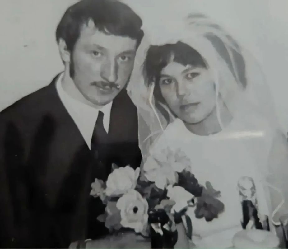 Ирина Гехт: Сердце тундры — это семья. Поздравляю наших земляков с победой на Всероссийском конкурсе «Семья года-2025»! Супруги Фёдор Тимофеевич и Надежда Евменьевна Ванюта из села Несь отмечены в номинации «Золотая семья» Ирина Гехт: Сердце тундры — это семья. Поздравляю наших земляков с победой на Всероссийском конкурсе «Семья года-2025»! Супруги Фёдор Тимофеевич и Надежда Евменьевна Ванюта из села Несь отмечены в номинации «Золотая семья»