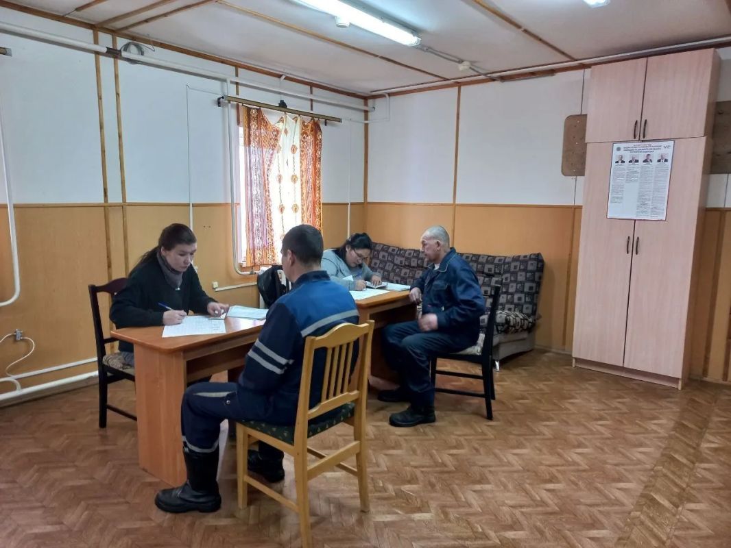 Состоялось заседание Избирательной комиссии НАО Состоялось заседание Избирательной комиссии НАО
