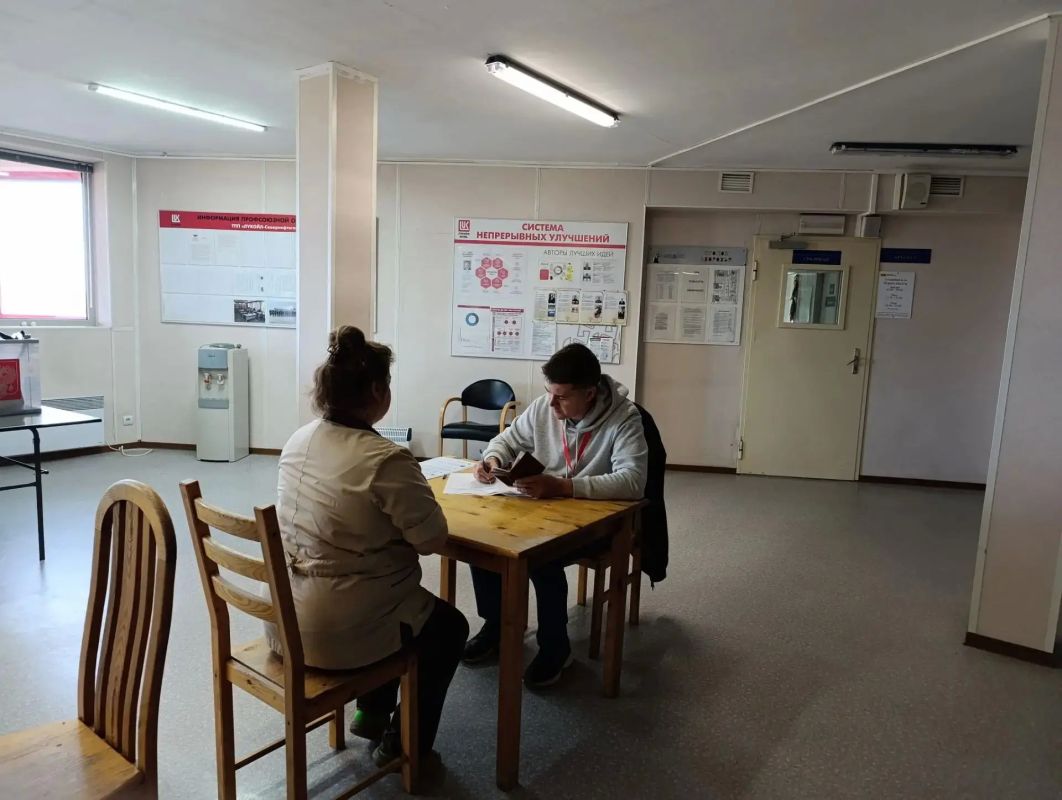 В Ненецком автономном округе продолжается досрочное голосование в вахтовых поселках на месторождениях
