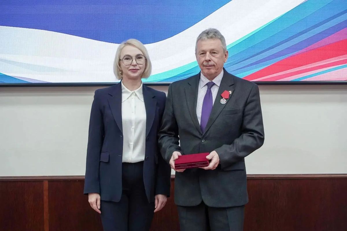 Сегодня Губернатор Ненецкого автономного округа вручила государственные награды Российской Федерации и поощрения Ненецкого автономного округа