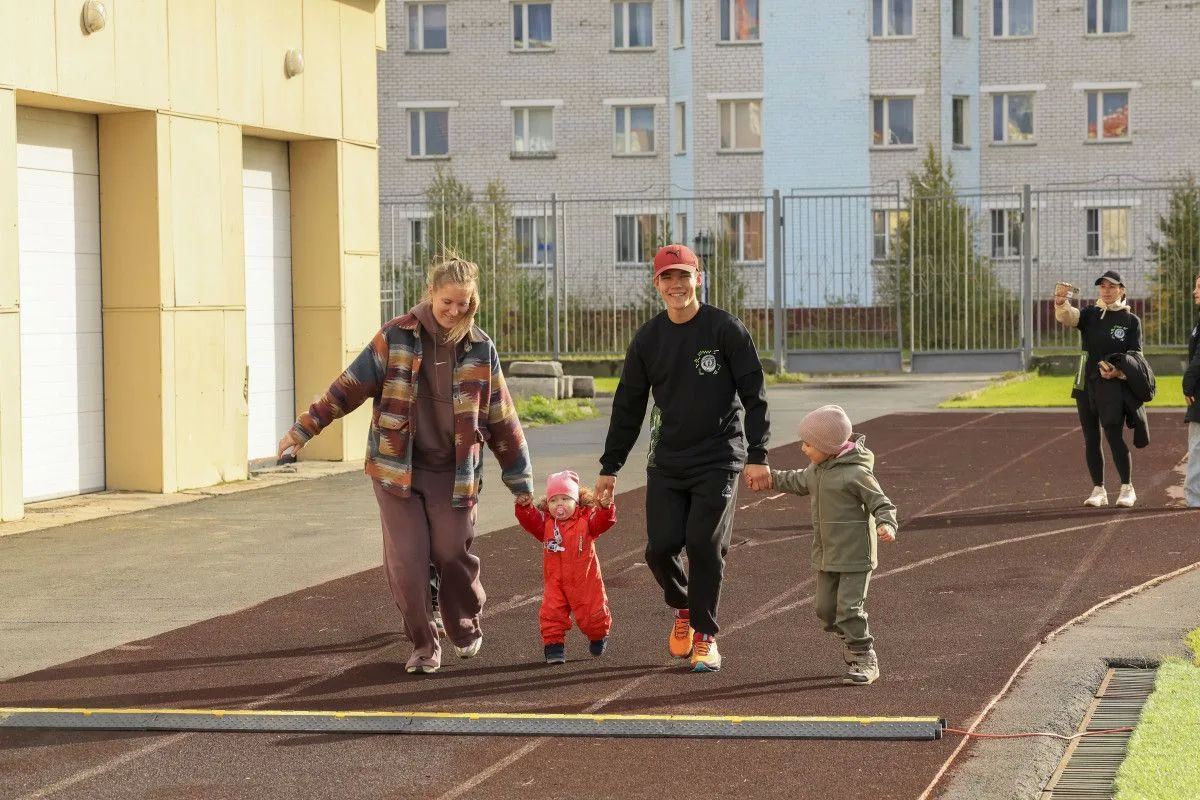 В Нарьян-Маре состоялся юбилейный забег «Беги за мной!» В Нарьян-Маре состоялся юбилейный забег «Беги за мной!»