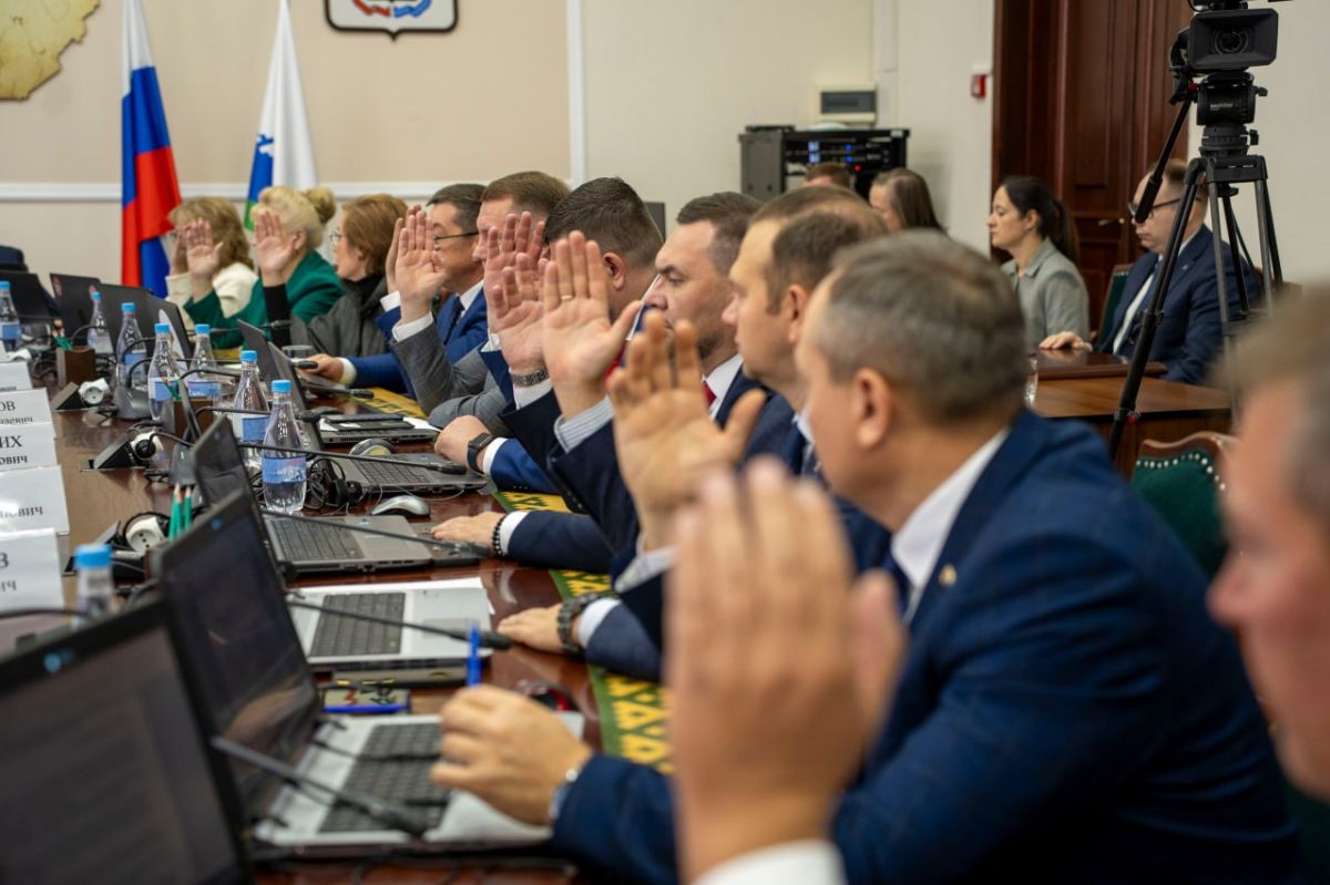 По инициативе губернатора Ирины Гехт региональный материнский капитал увеличен до 500 тысяч рублей По инициативе губернатора Ирины Гехт региональный материнский капитал увеличен до 500 тысяч рублей
