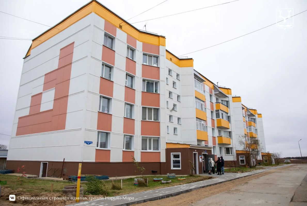 На Меньшикова завершено обустройство нового тротуара На Меньшикова завершено обустройство нового тротуара