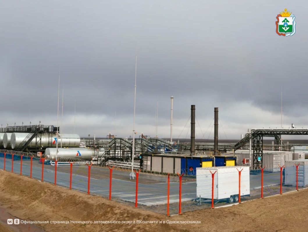 В НАО ввели в опытно-промышленную эксплуатацию Лаявожское нефтегазоконденсатное месторождение — совместный проект ЛУКОЙЛа и «Газпрома» В НАО ввели в опытно-промышленную эксплуатацию Лаявожское нефтегазоконденсатное месторождение — совместный проект ЛУКОЙЛа и «Газпрома»