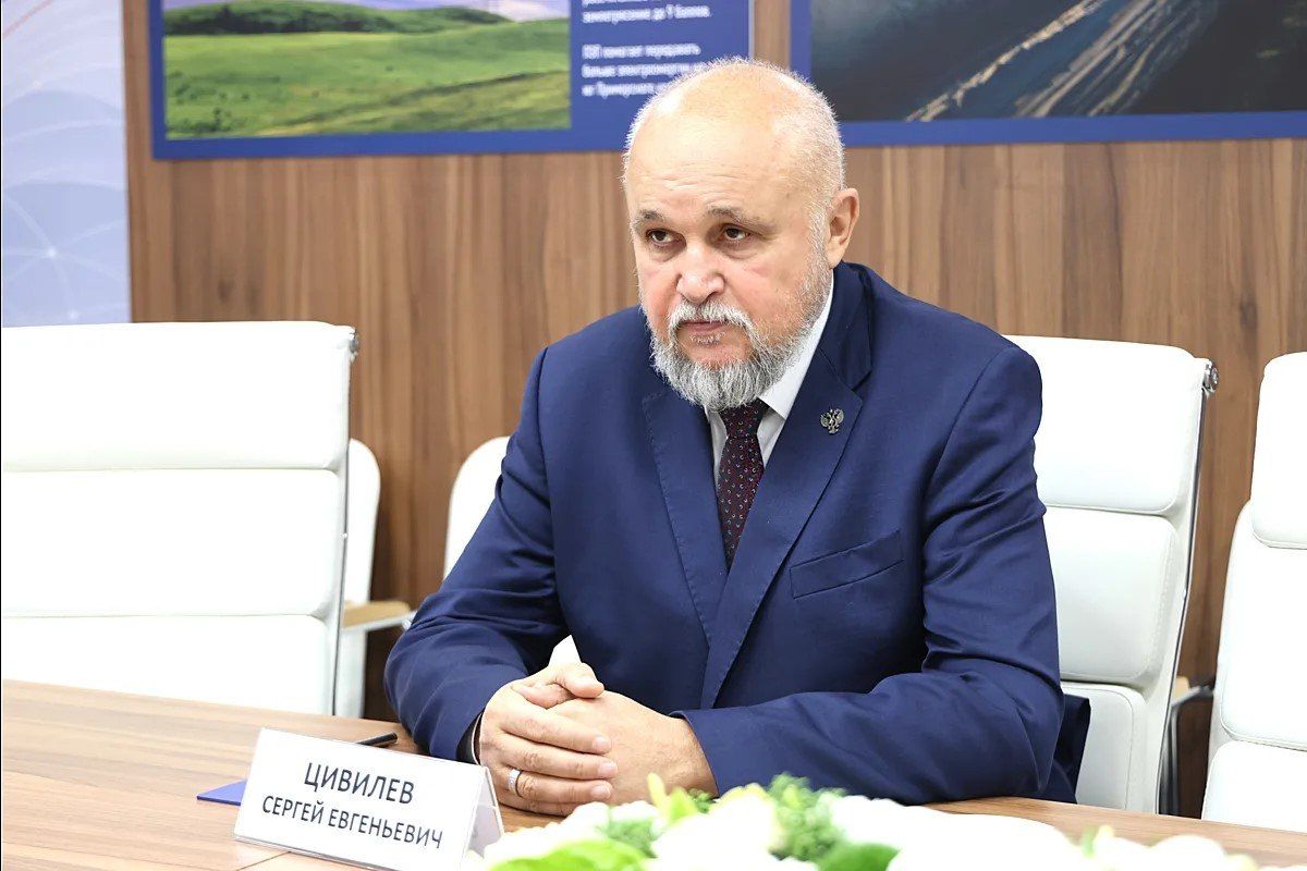 Ирина Гехт и Сергей Цивилев обсудили развитие нефтегазового комплекса региона Ирина Гехт и Сергей Цивилев обсудили развитие нефтегазового комплекса региона