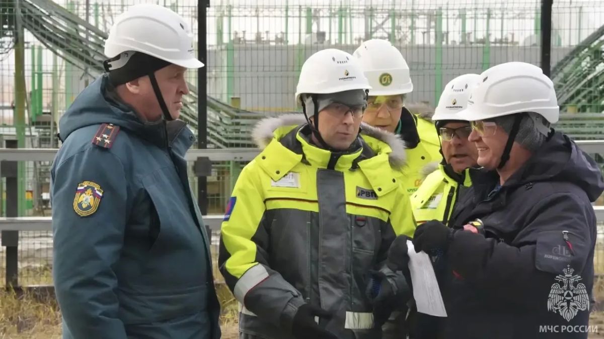 Готовность к ликвидации разливов нефти проверили в ходе комплексных учений Готовность к ликвидации разливов нефти проверили в ходе комплексных учений